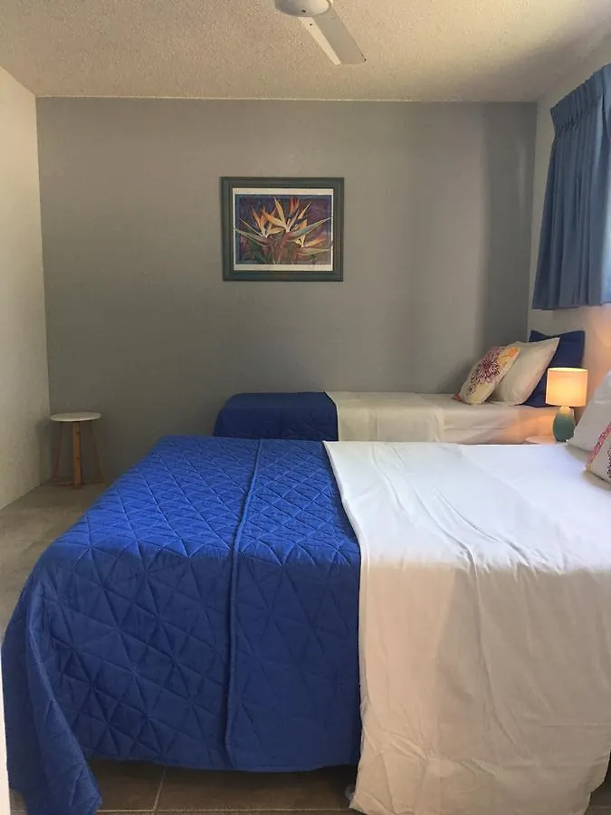 Aparthotel Chez Noosa Resort Motel Sunshine Beach
