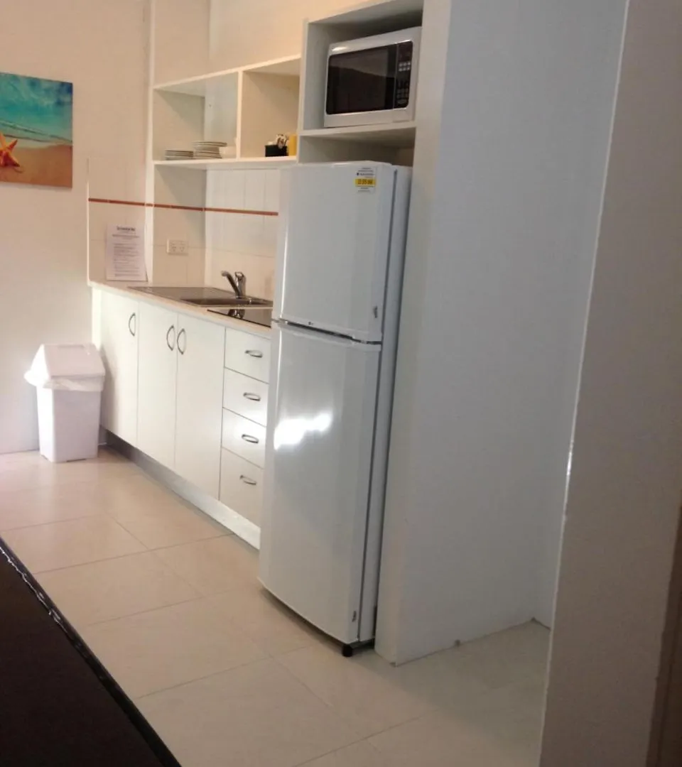 Aparthotel Chez Noosa Resort Motel Sunshine Beach